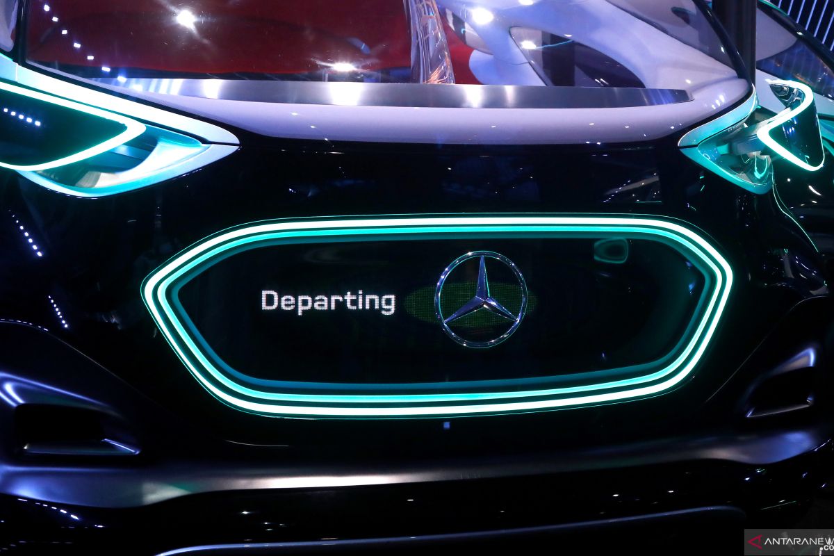 Mercedes-Benz produksi mobil di China, menyambut pemulihan ekonomi Asia