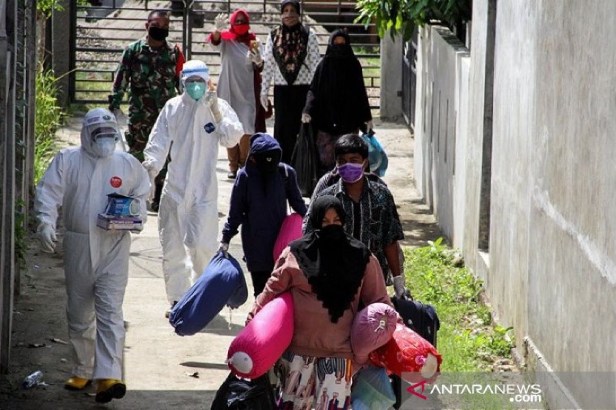 Warga Aceh sembuh COVID-19 bertambah 98 orang