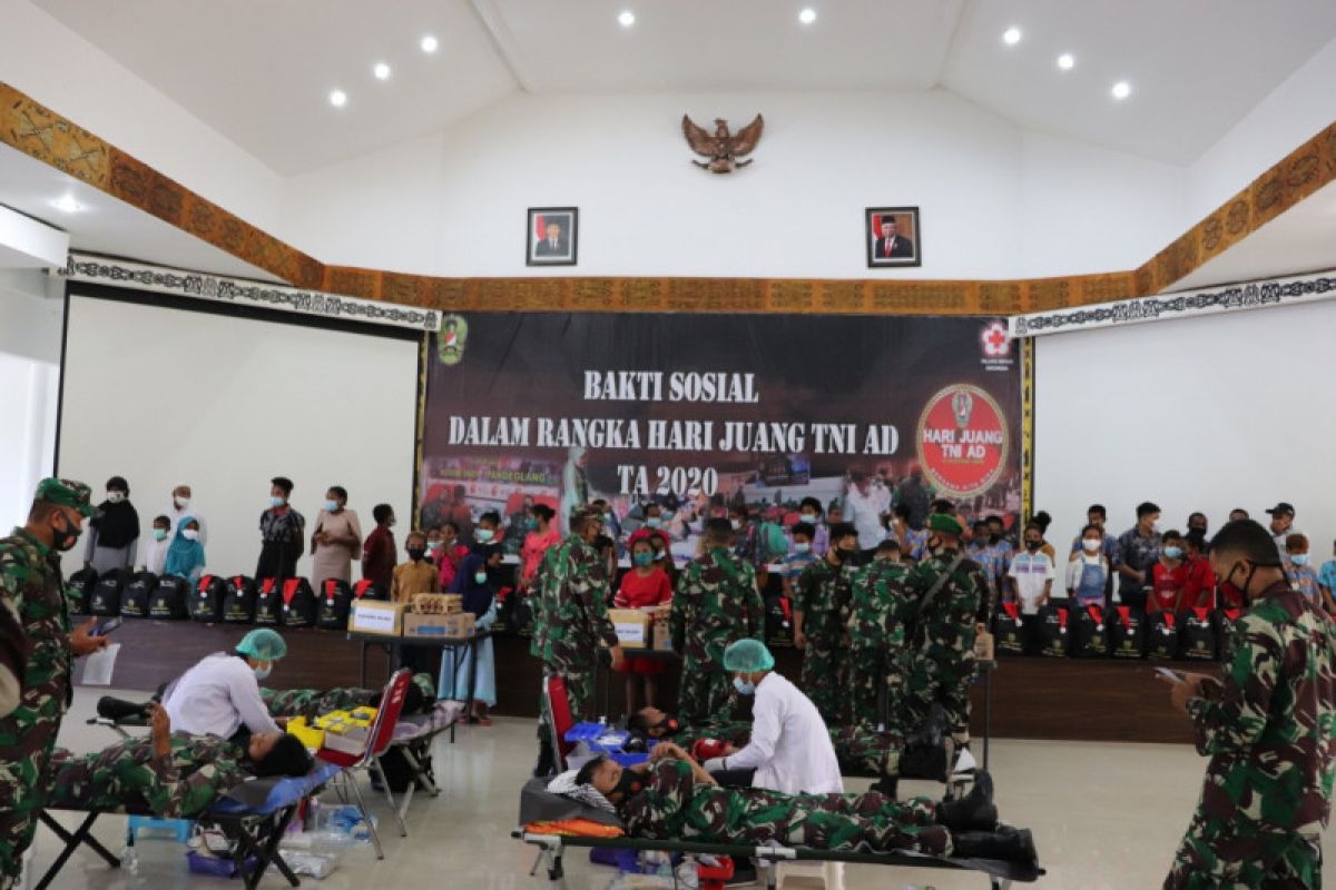 Kodam XVII/Cenderawasih gelar bakti sosial donor darah sambut hari juang TNI AD