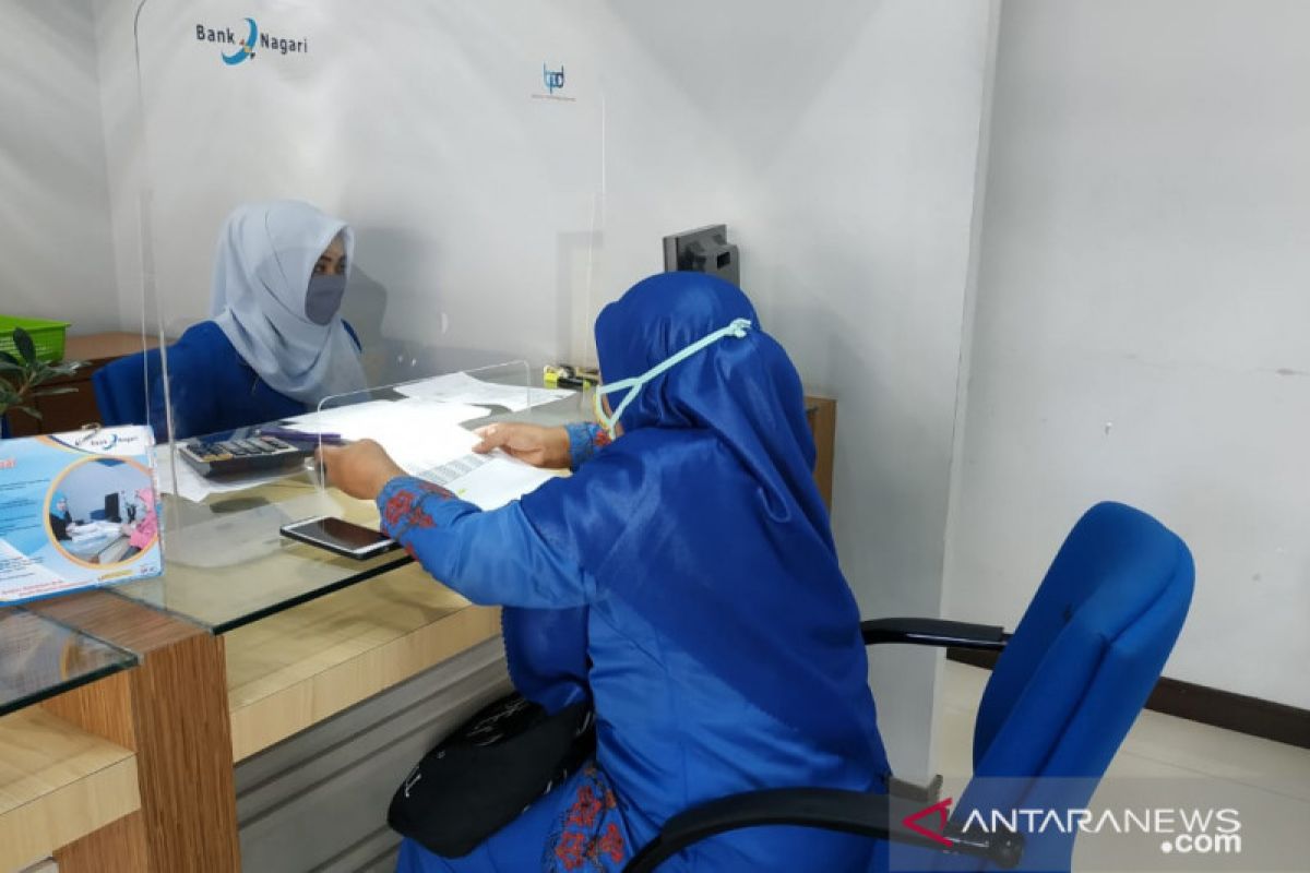 Menyelisik strategi layanan Bank Nagari, mampu "surfing the wave" pandemi