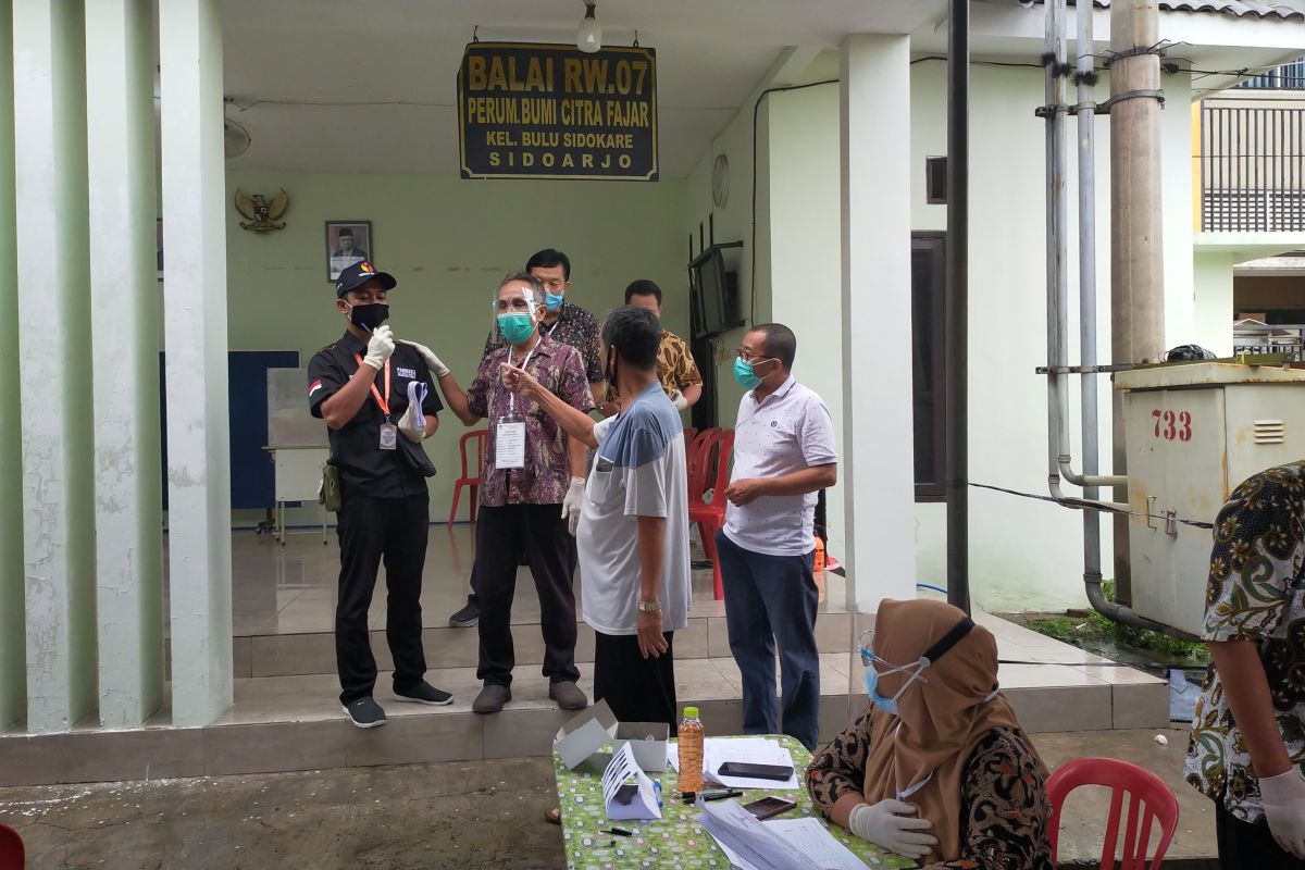 Cek-cok mulut warnai coblosan di TPS Bulusidokare Sidoarjo