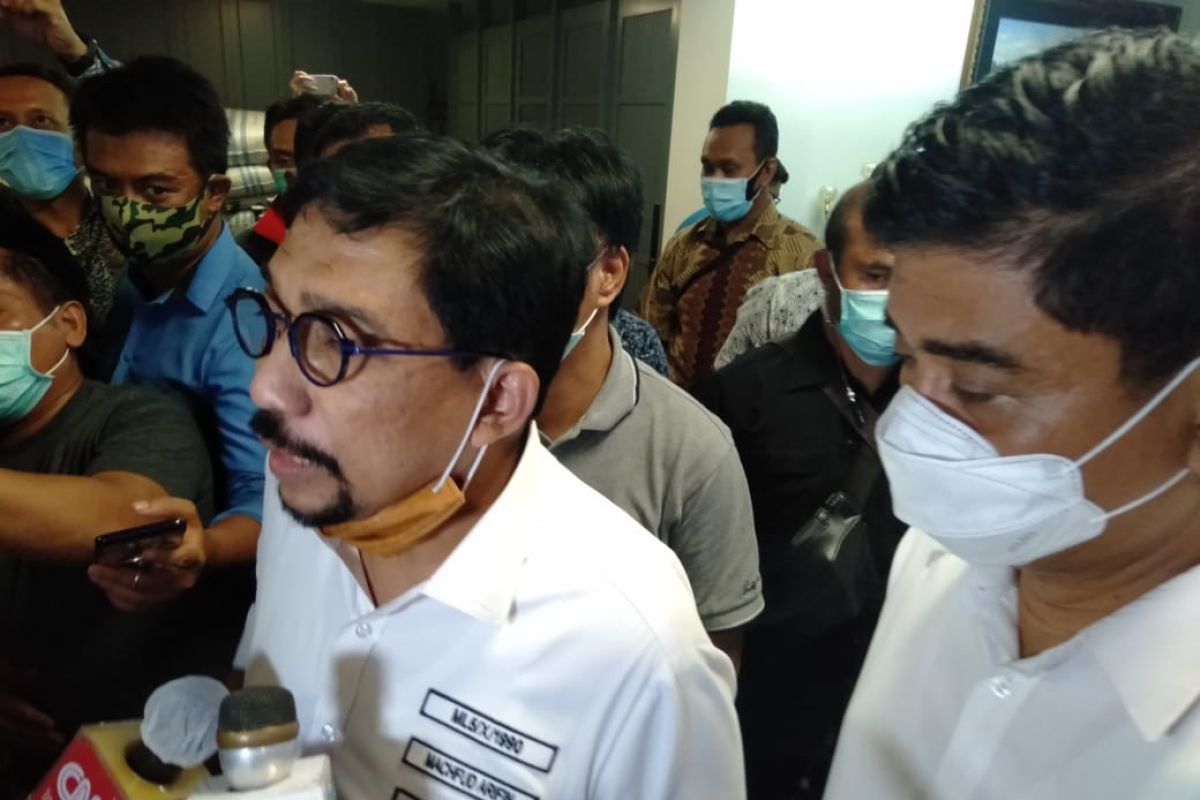 Cawali Surabaya Machfud Arifin minta semua pihak tunggu hasil resmi KPU