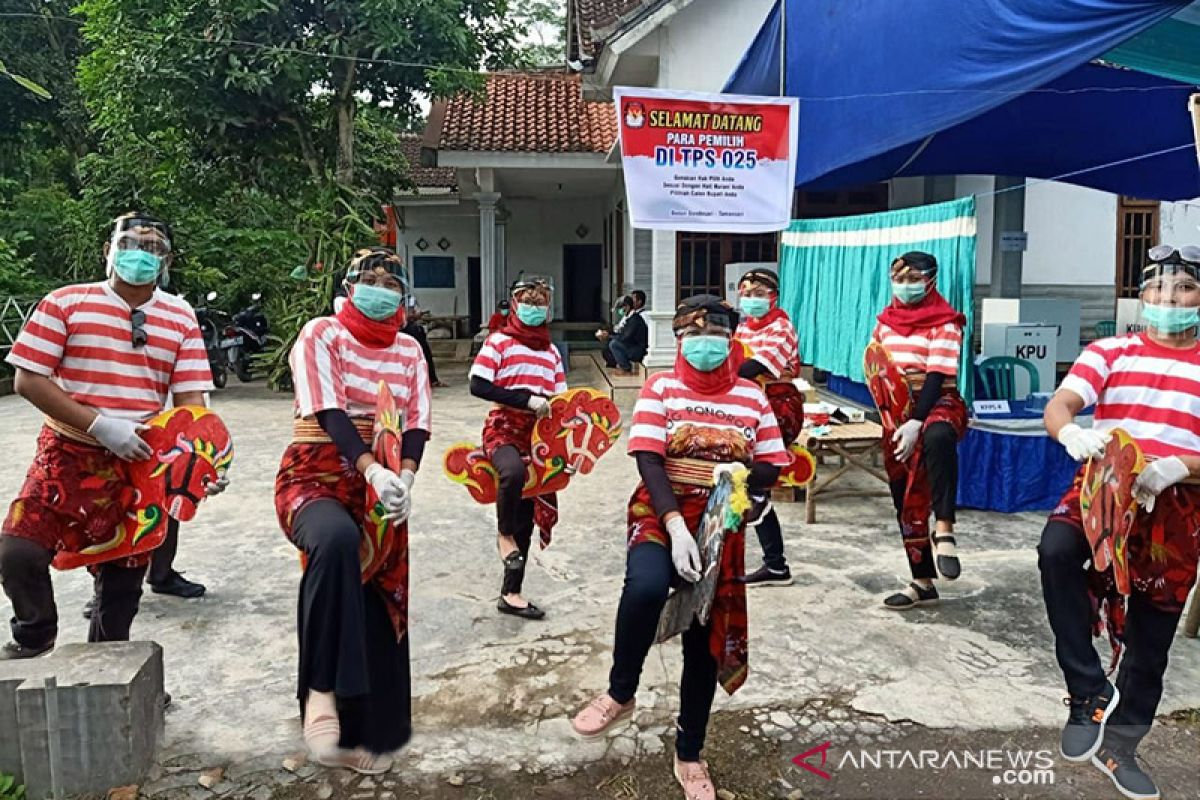 TPS unik diharapkan dongkrak partisipasi pemilih di Pilkada Jember