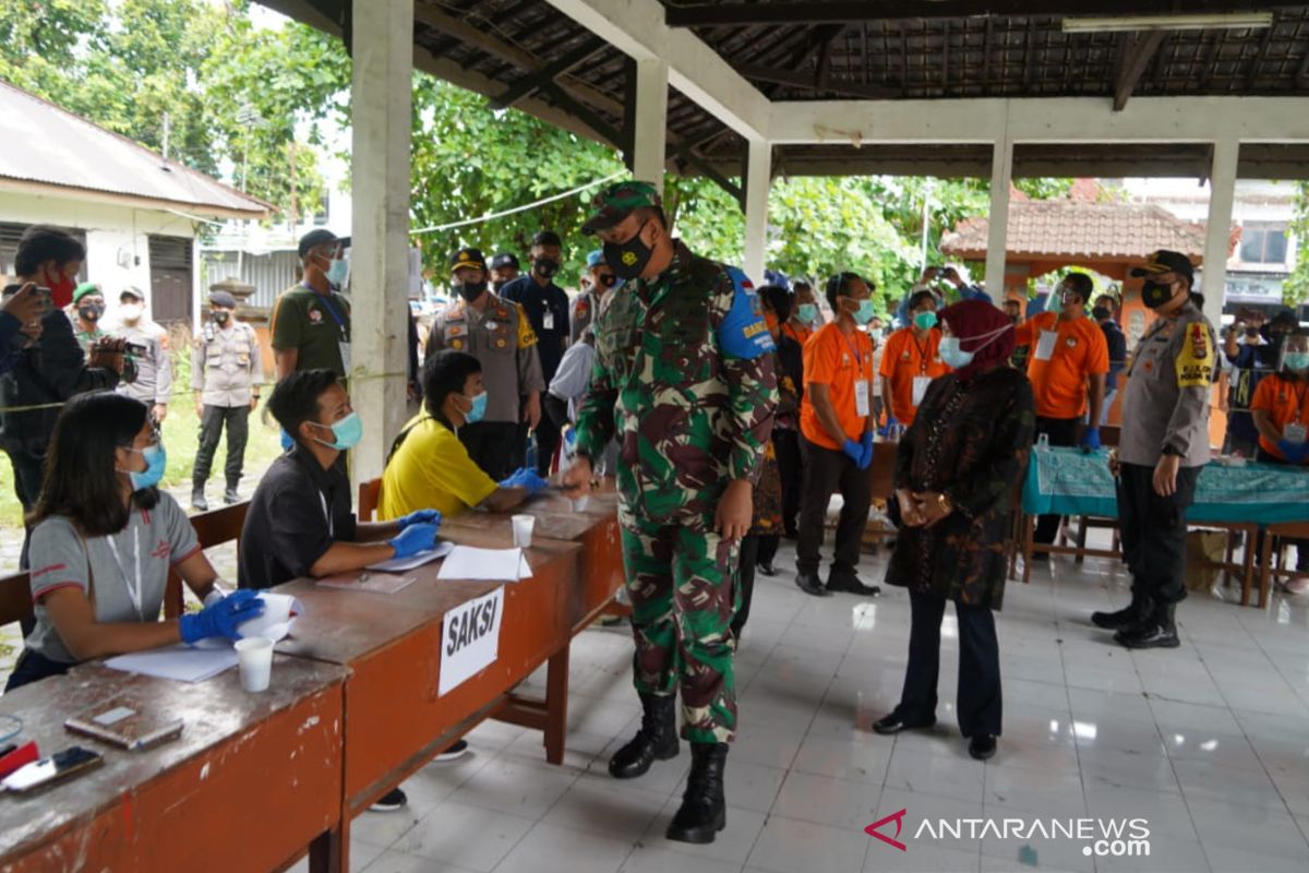 Pejabat Forkopimda NTB pantau giat pencoblosan di Mataram