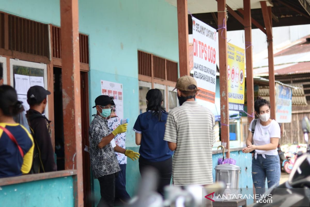 Warga perbatasan Indonesia - Malaysia antusias salurkan hak pilih di Pilkada Bengkayang