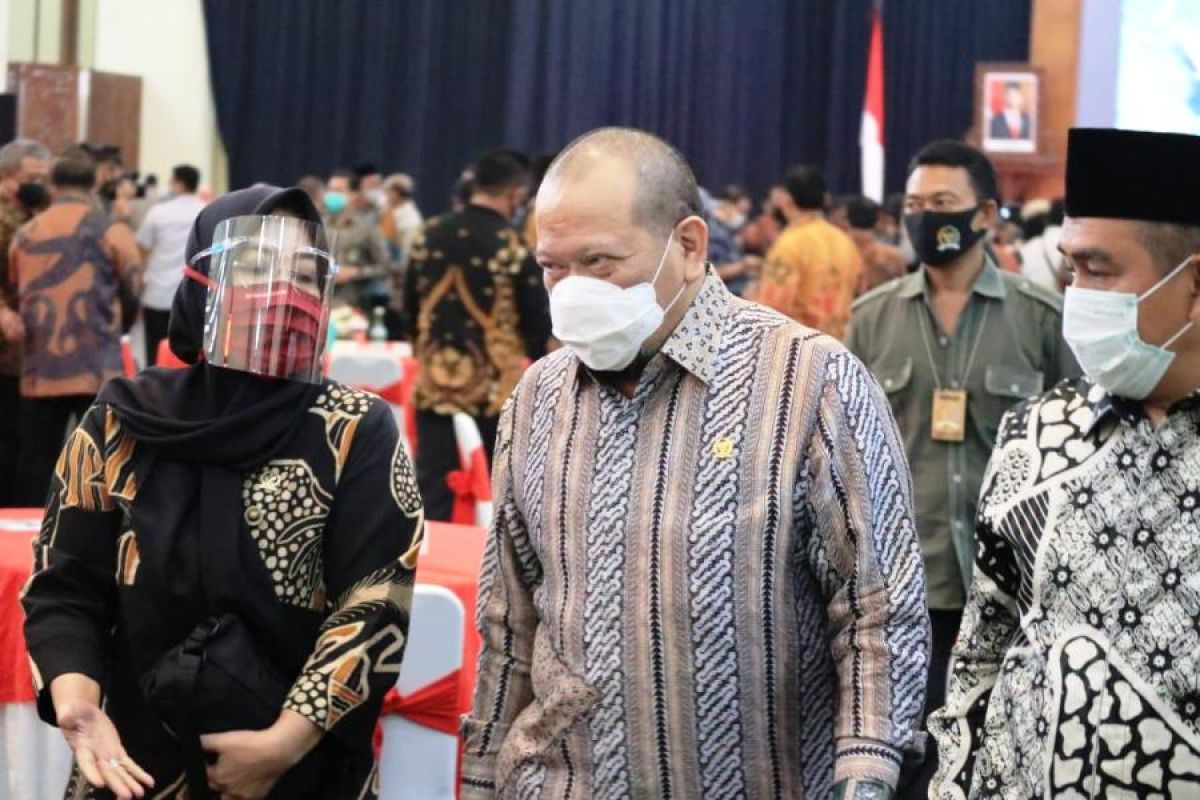 Ketua DPD sarankan senator segera bantu korban banjir di Aceh