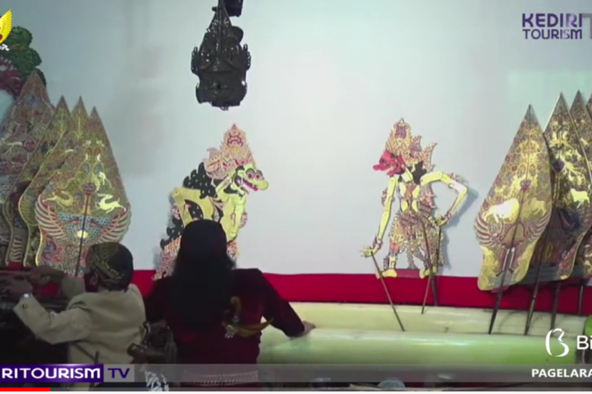 Pergelaran wayang di Kediri digelar virtual