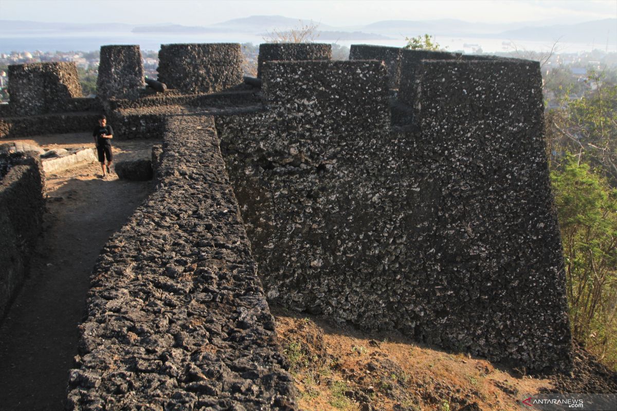 Menapaki jalan Benteng Keraton Buton Baubau sebagai warisan dunia