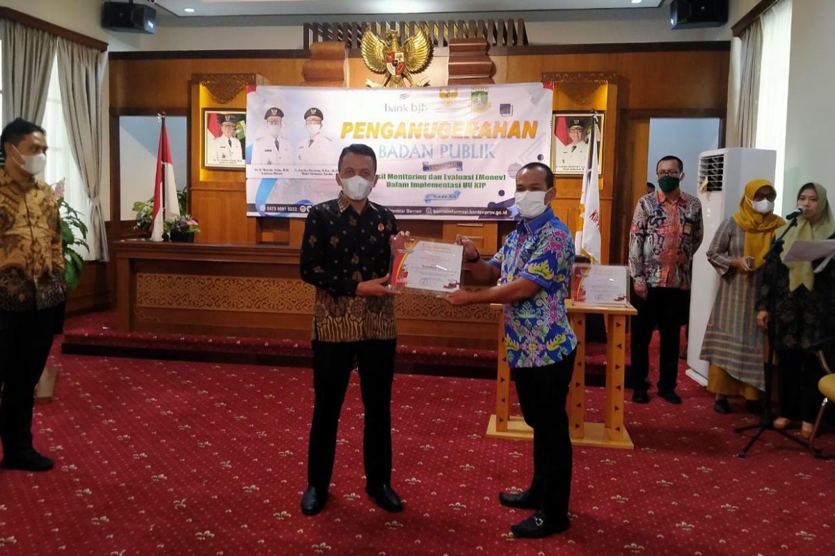 DPRD Banten peroleh  penghargaan Monev Keterbukaan Informasi Publik 2020