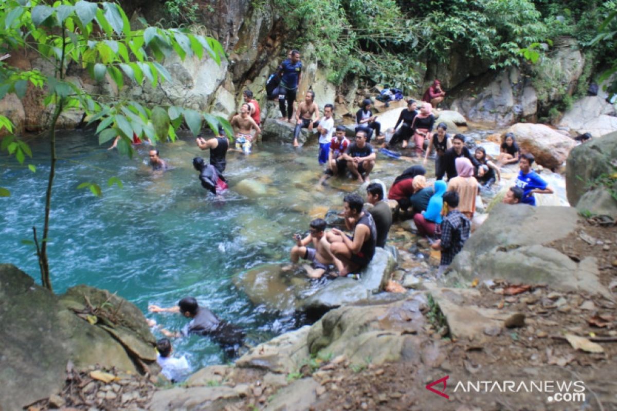 Curug Baliung Bogor jadi obat penawar stres saat pandemi