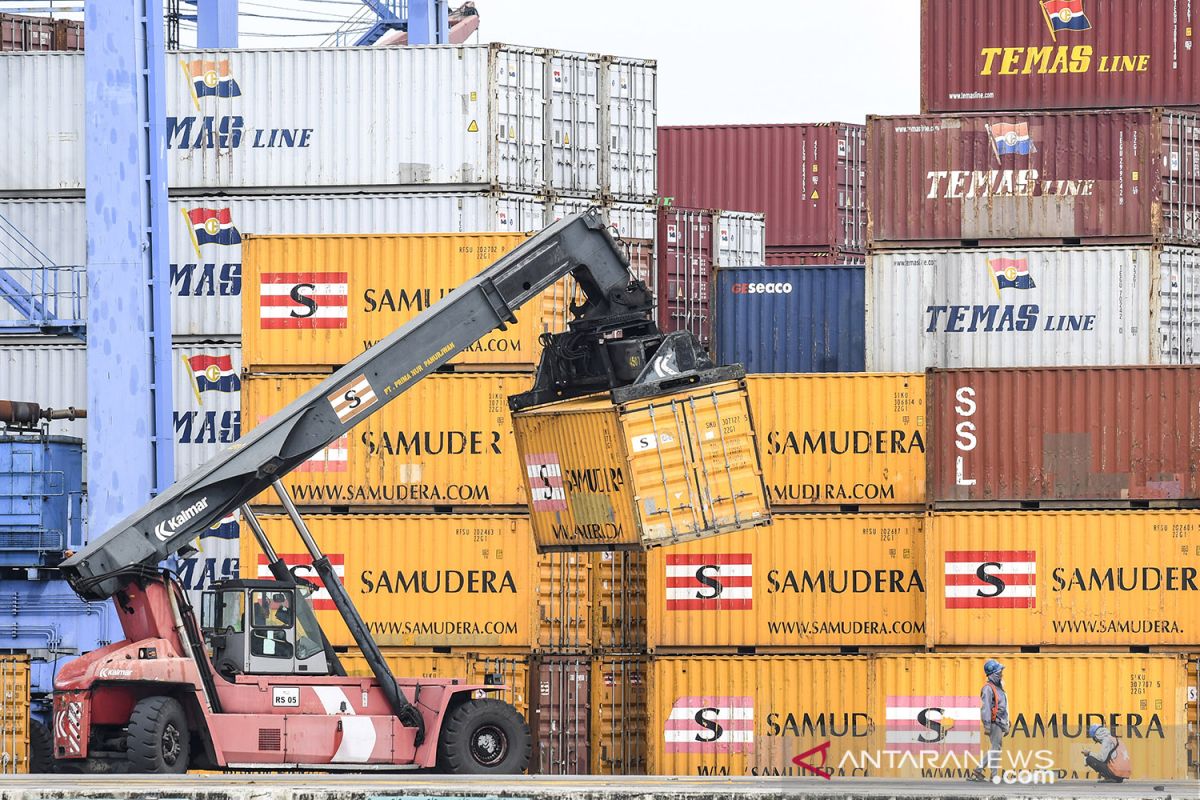 Asosiasi pengguna jasa dukung penyesuaian tarif di Tanjung Priok