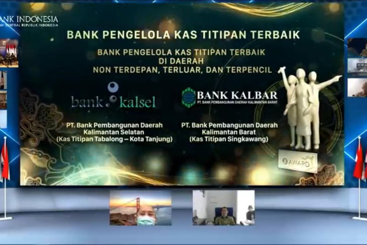 Bank Kalsel mendapatkan penghargaan dari Bank Indonesia