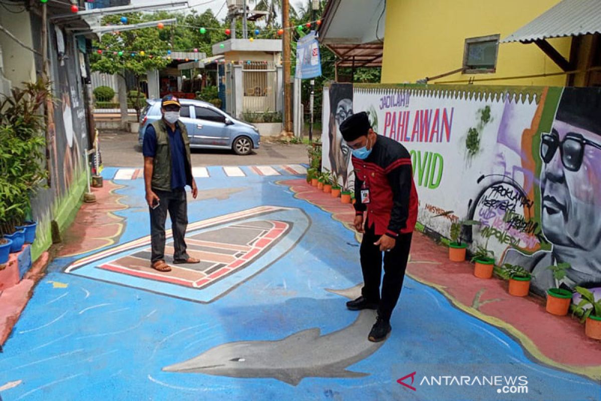 Kelurahan Lenteng Agung sambut Hari Ibu dengan lomba mural