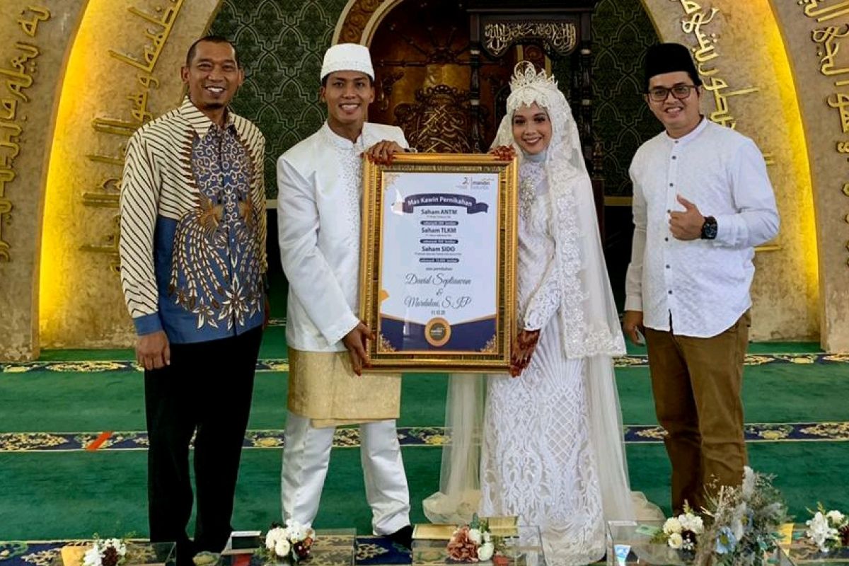 Pertama di Pekanbaru, menikah bermahar 11 ribu lembar saham