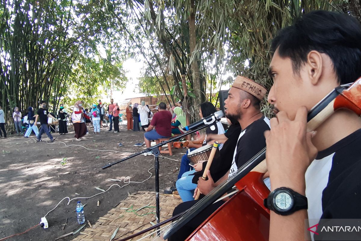 Pasar Seni di Gorontalo terapkan protokol kesehatan