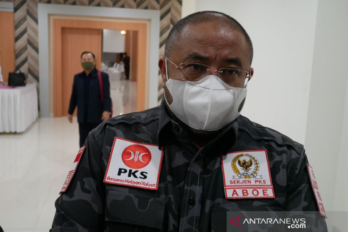 Komisi III DPR akan  bentuk tim pencari fakta tewasnya enam anggota FPI