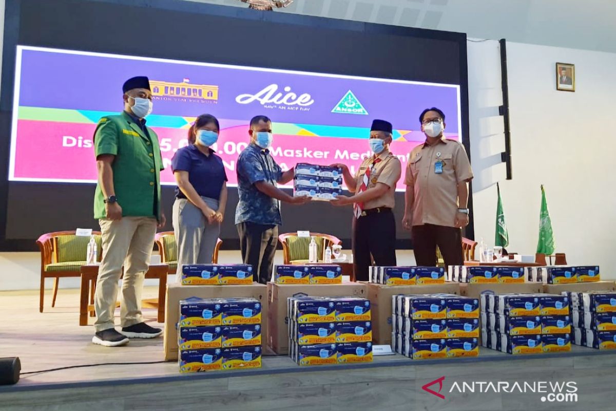 Pemkab Bogor terima bantuan 150 ribu masker dari Aice dan GP Ansor