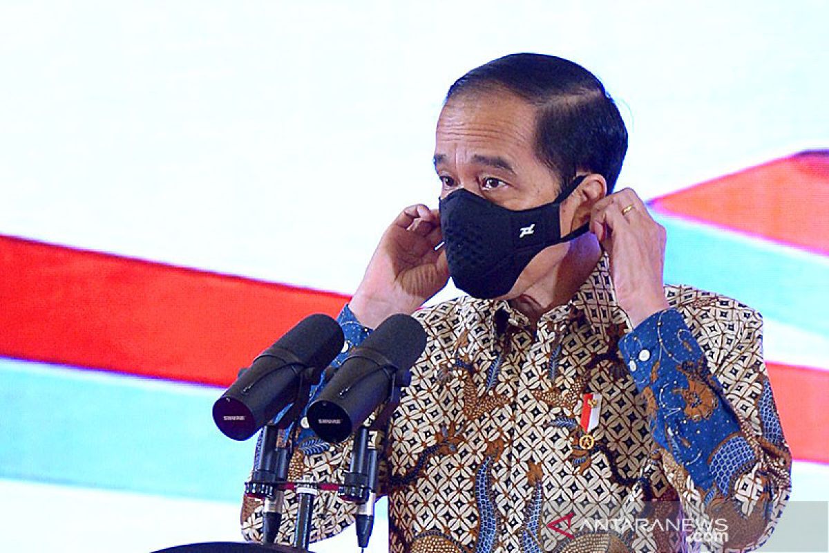 Presiden Jokowi resmi mencabut kebijakan PPKM