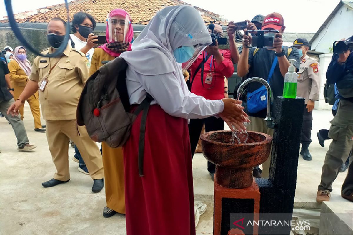 Kabupaten Bekasi gelar simulasi belajar tatap muka