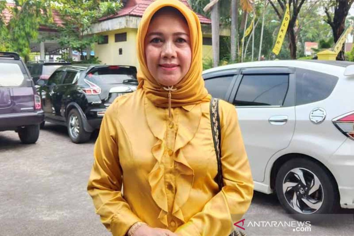 Legislator ajak warga Palangka Raya konsisten batasi penggunaan plastik