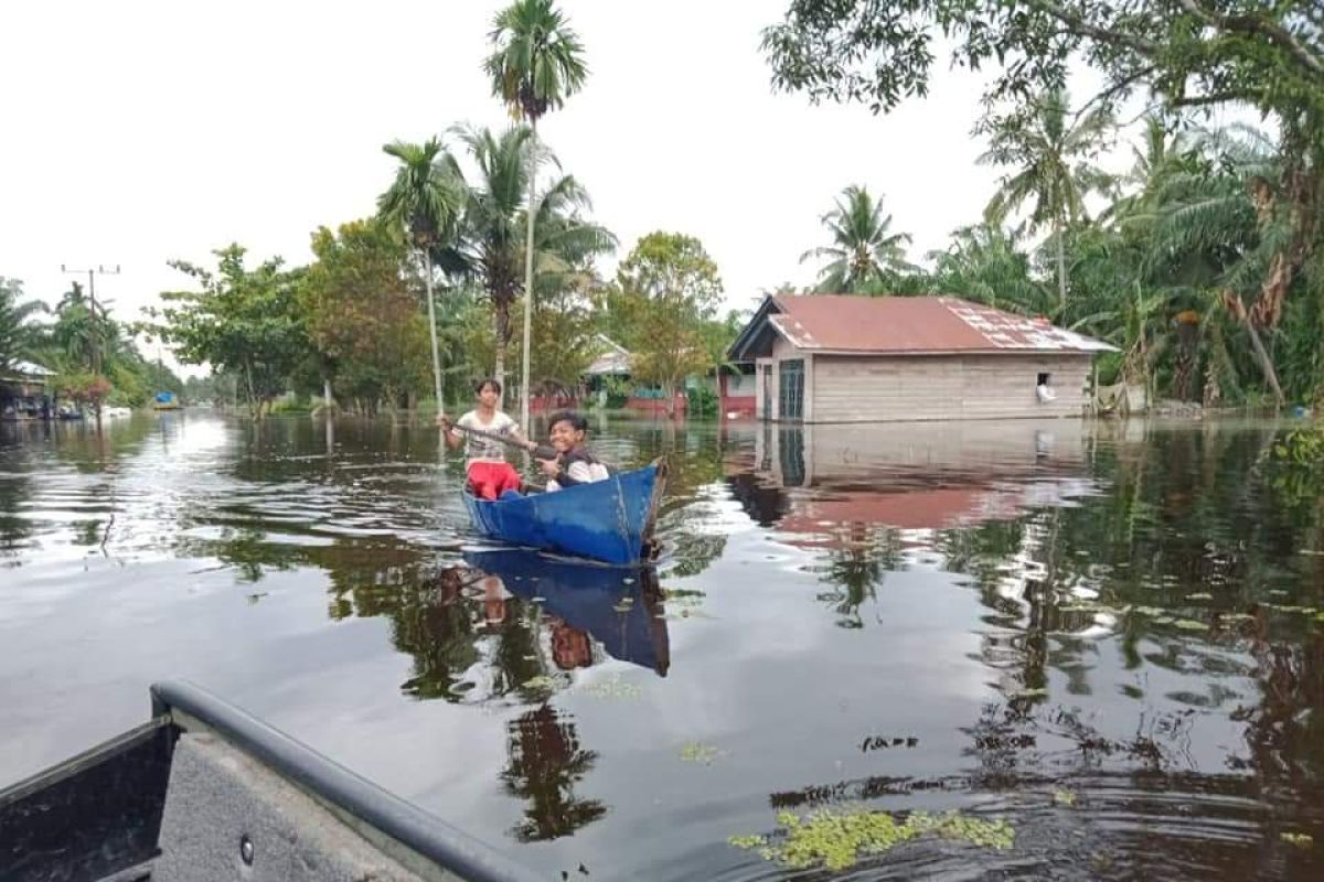 Sebulan banjir Airhitam Labura, bantuan pemerintah belum turun