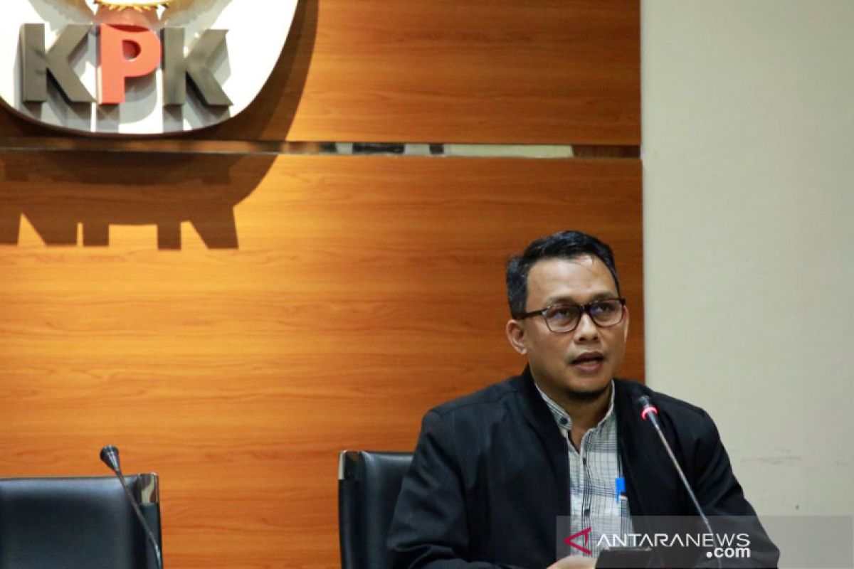 Deputi Penindakan KPK positif  COVID-19