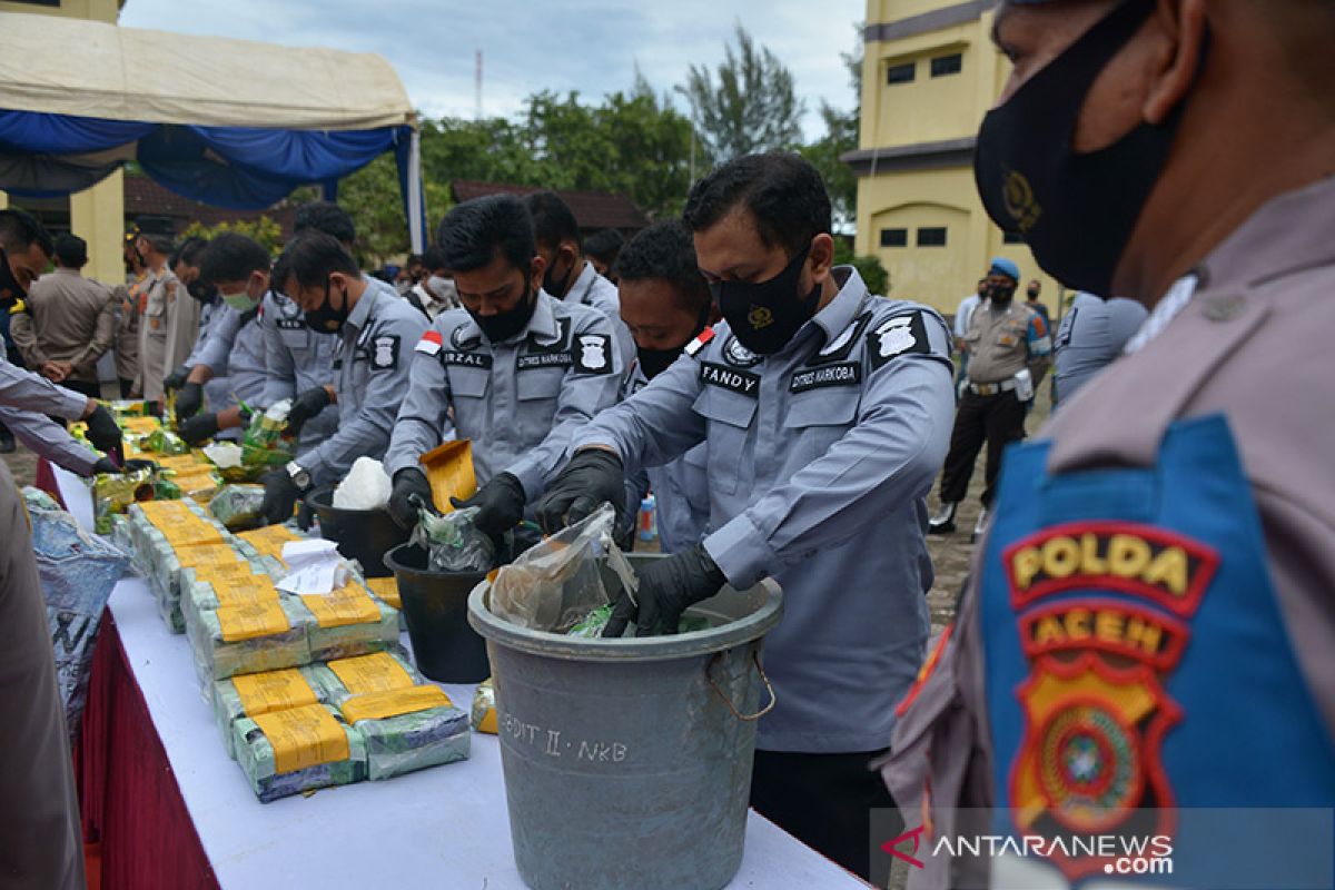 Pemusnahan ratusan kilogram sabu di Aceh