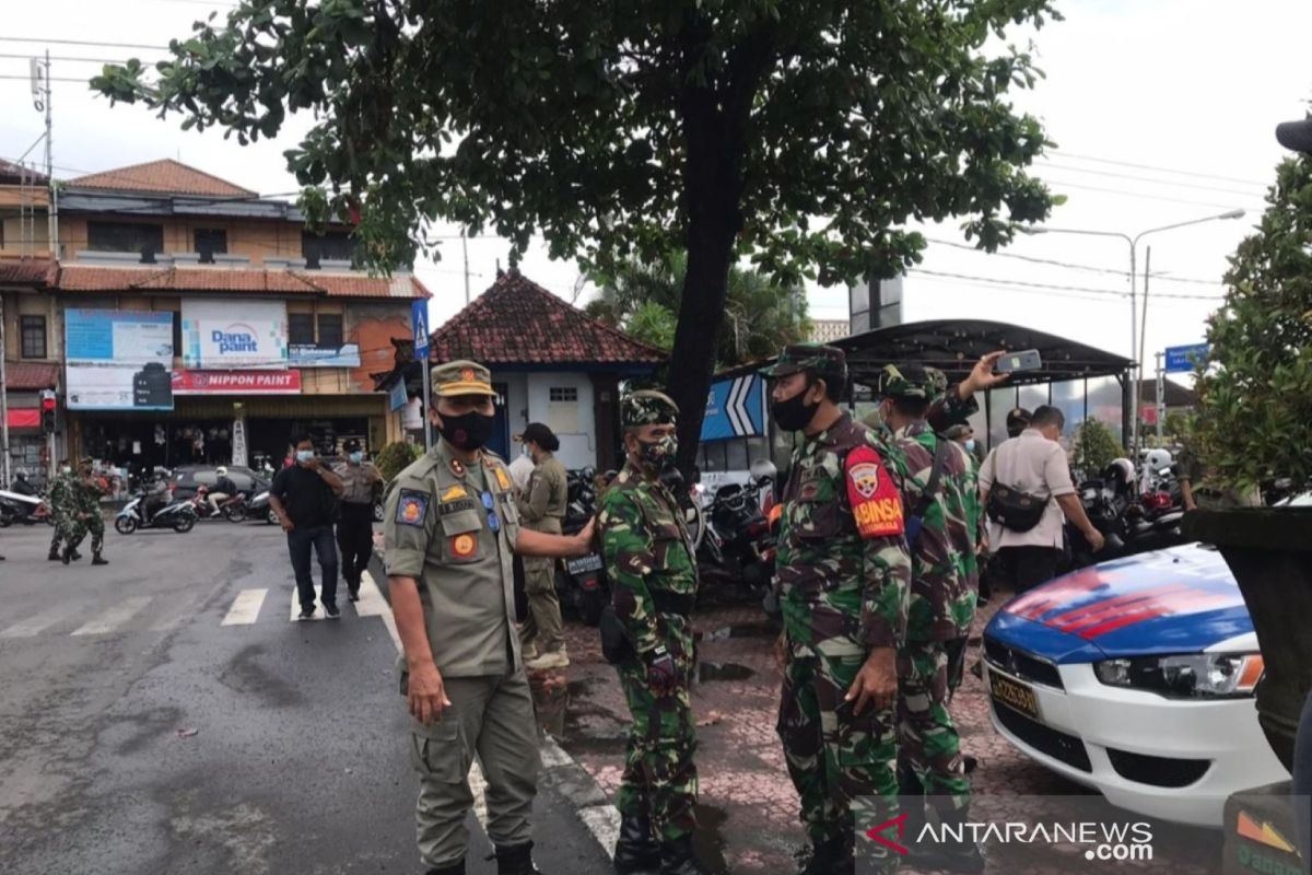 Satpol PP Denpasar jaring 1.393  pelanggar protokol kesehatan