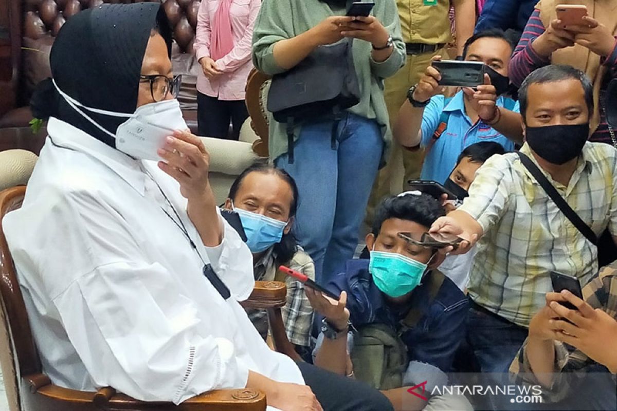 Politik kemarin, Tanggapan Risma soal Mensos hingga Wakasad berpulang