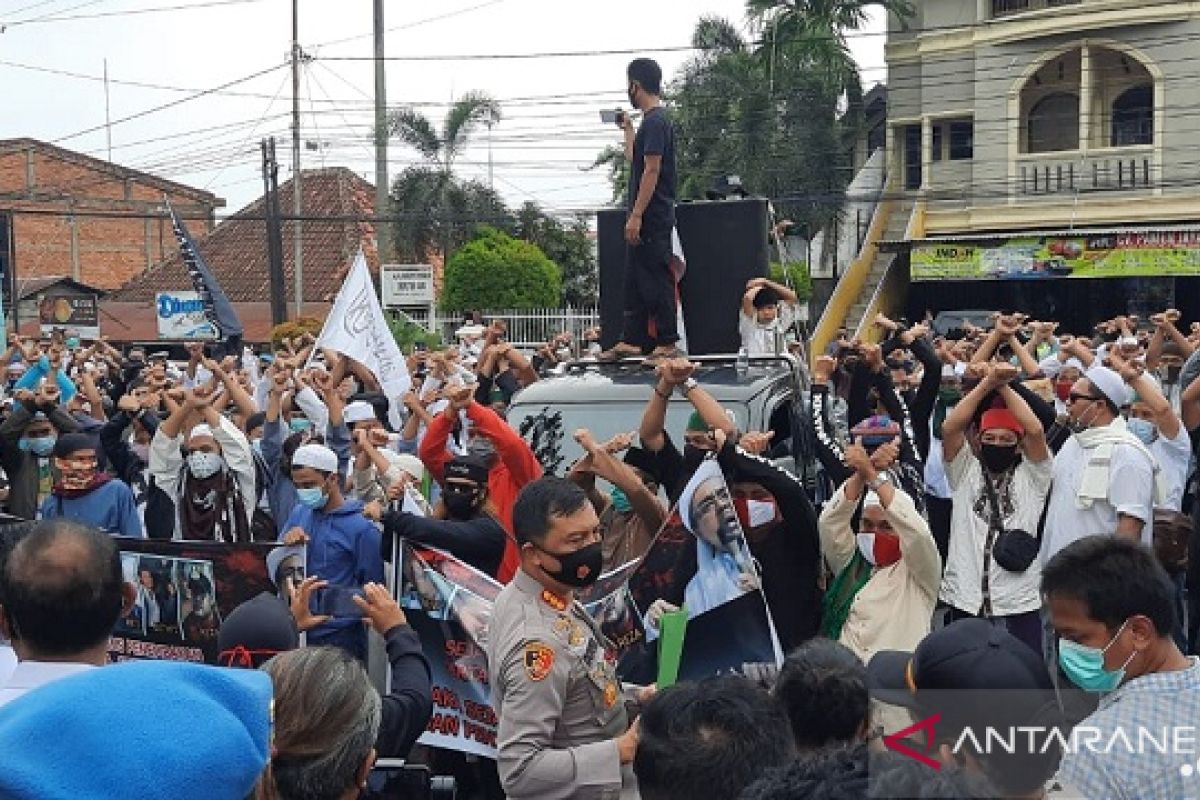 Kapolda bubarkan aksi damai Aliansi Umat Islam