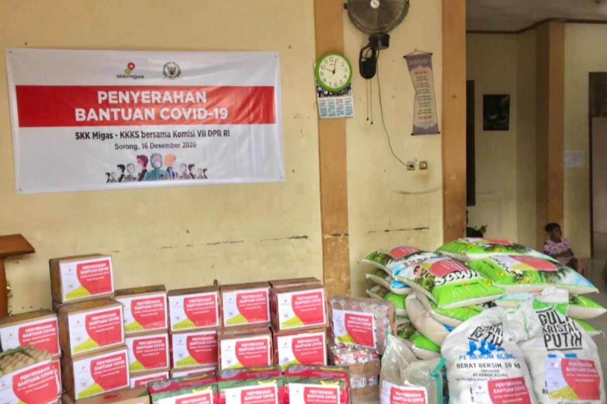 SKK Migas salurkan 1.000 bahan pokok bagi 6 panti asuhan di Sorong