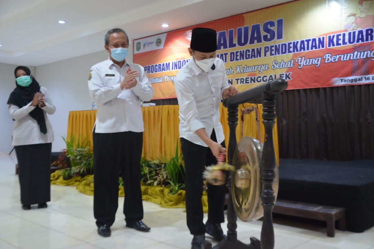 Pemkab Trenggalek biayai 2.000 keluarga pelaksana program pola hidup sehat