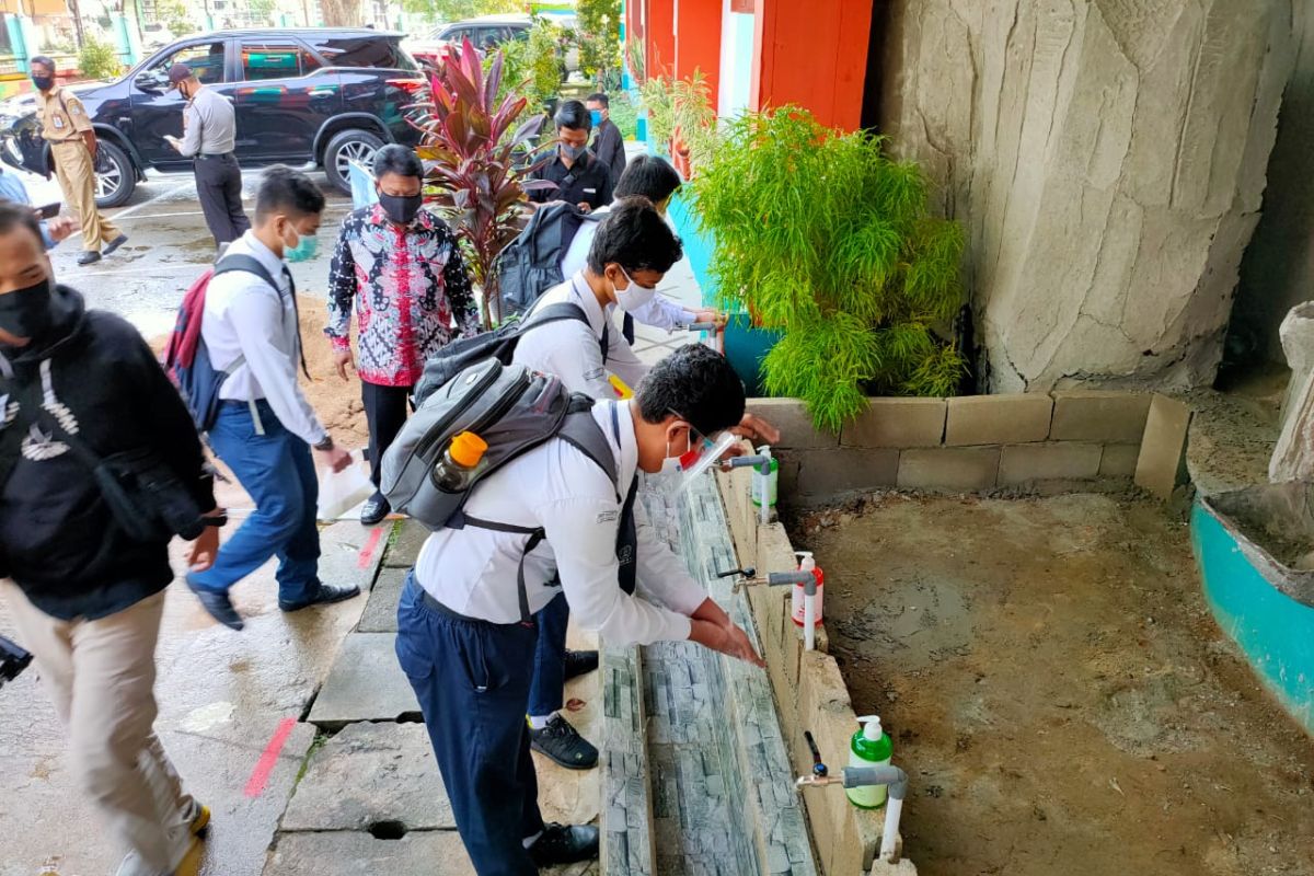 Kabar gembira Pontianak akan uji coba belajar tatap muka kelas IX SMP