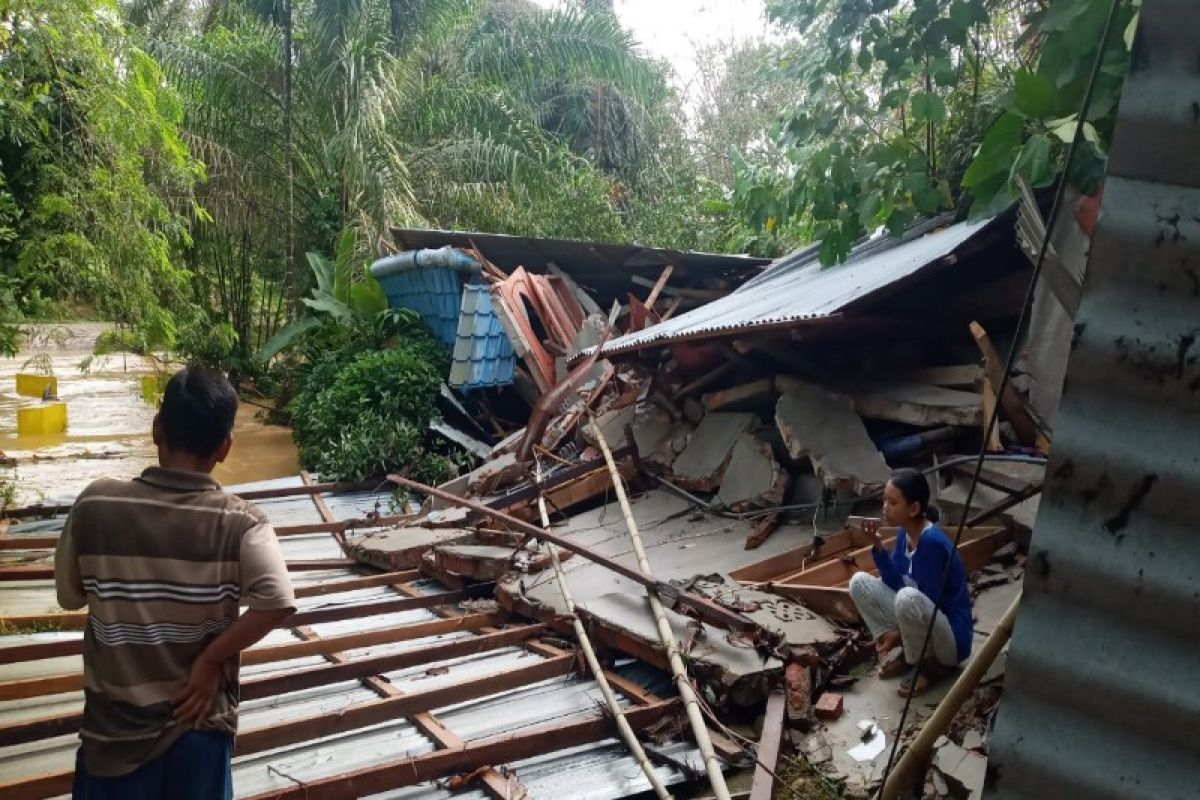 Tiga dusun di Kecamatan Besitang Langkat terendam banjir
