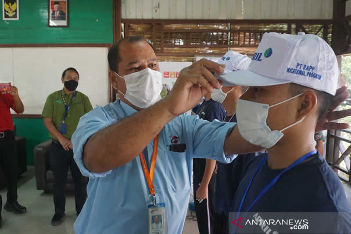 Persiapkan lulusan SMK masuk dunia kerja