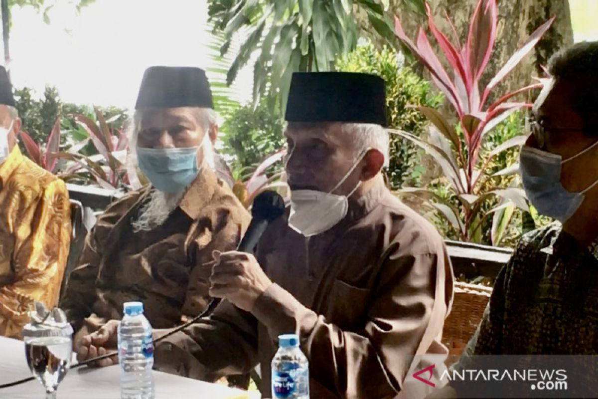 Amien Rais pilih temui langsung Jokowi daripada ikut demo