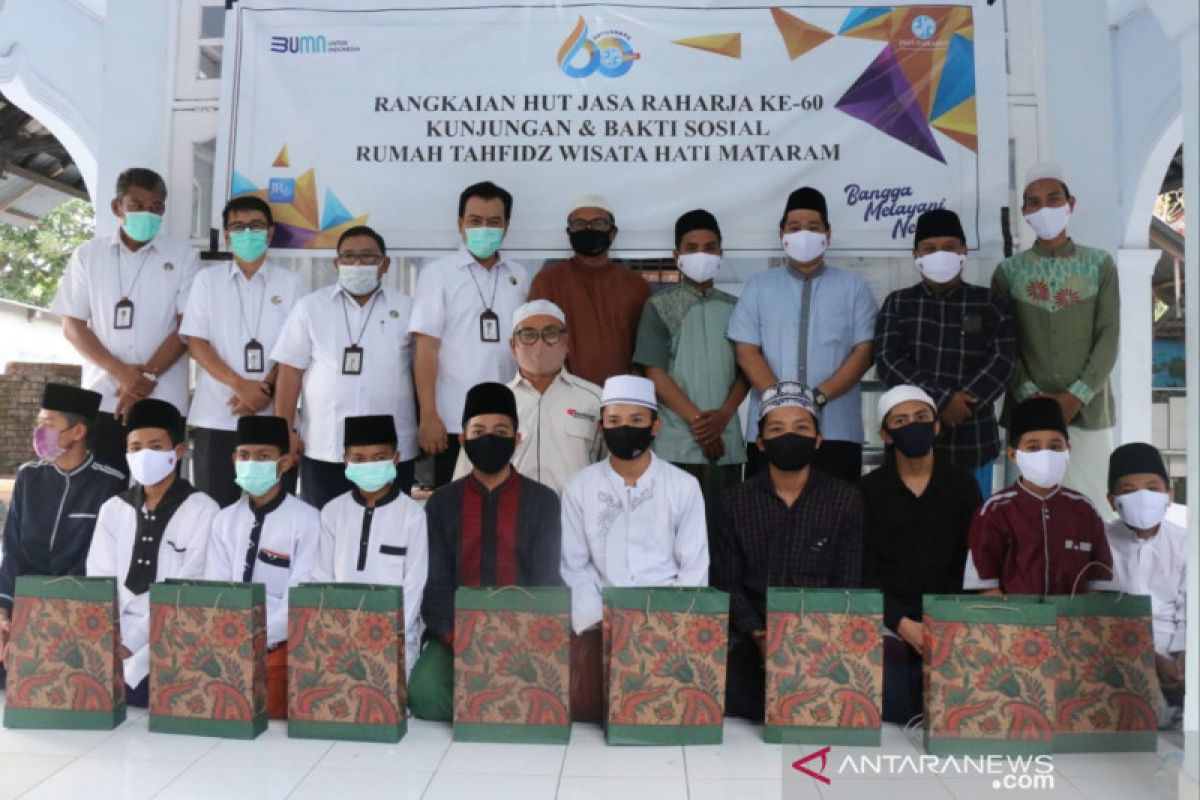 Peduli penghafal Al-Quran, Jasa Raharja NTB salurkan bantuan