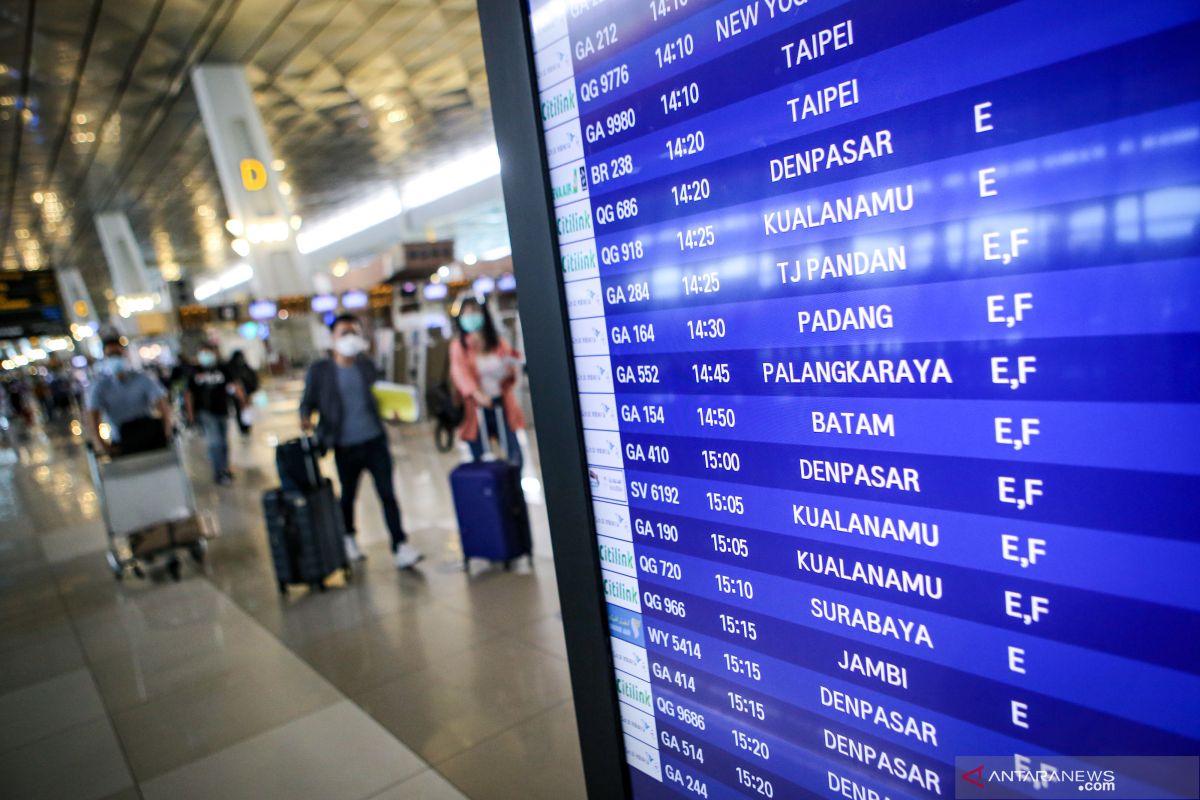 Bandara AP II berlakukan syarat perjalanan saat PPKM Darurat mulai 5 Juli 2021
