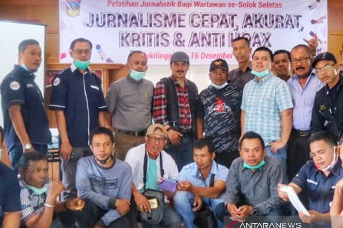 Bagian Humas Solok Selatan gelar pelatihan jurnalistik bagi pewarta