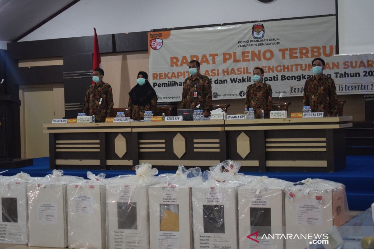 Sebastianus Darwis - Syamsul dapat suara terbanyak Pilkada Bengkayang