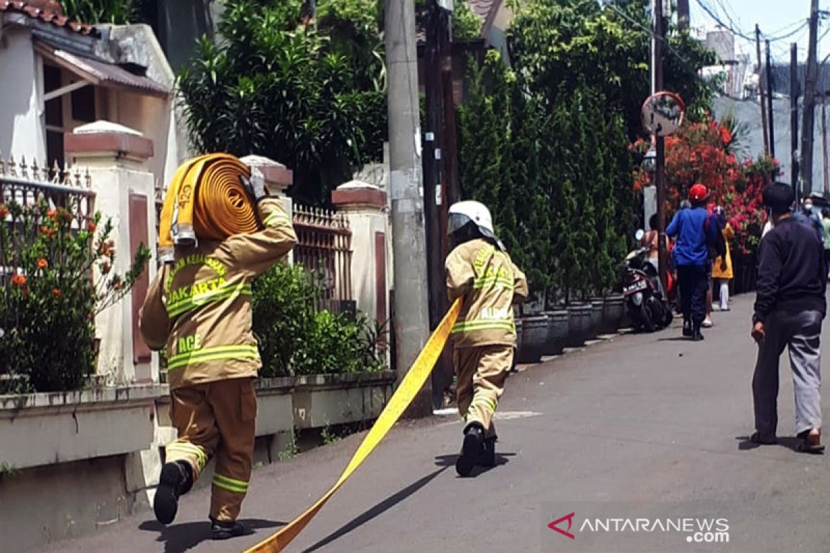 Kebakaran di Pasar Minggu tewaskan dua orang