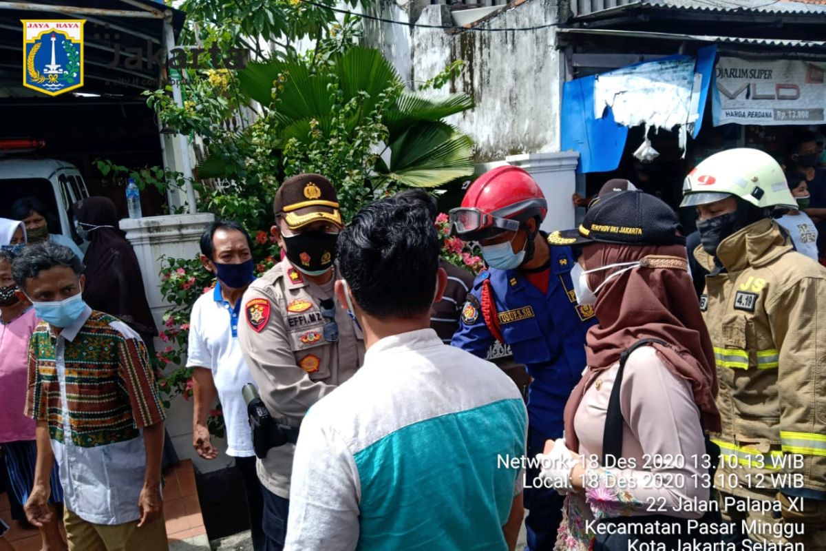 Kebakaran di Pasar Minggu diduga akibat selang tabung gas bocor