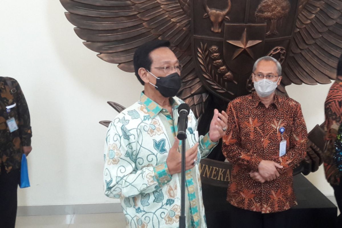 Gubernur DIY wajibkan pelaku perjalanan rapid antigen atau swab