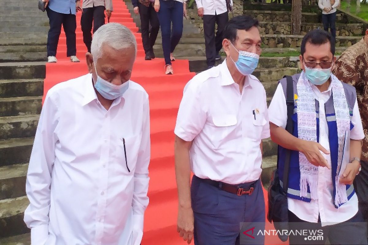 Luhut: Hindari penambahan pasien COVID di libur akhir tahun