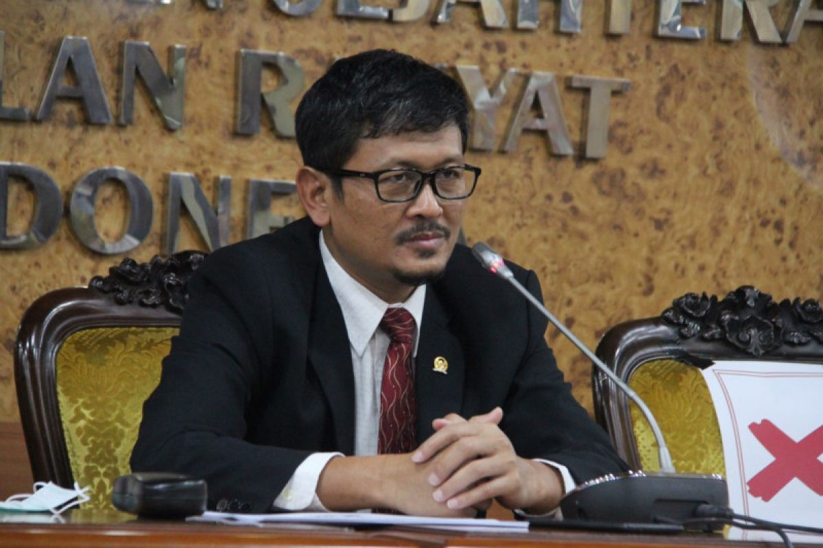 Anggota DPR dorong digitalisasi BUMN libatkan UMKM