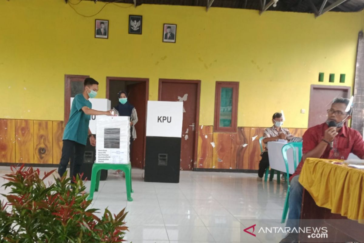 Pilkada Jember: Partisipasi pemilih hanya 58,53 persen, jauh dari target nasional