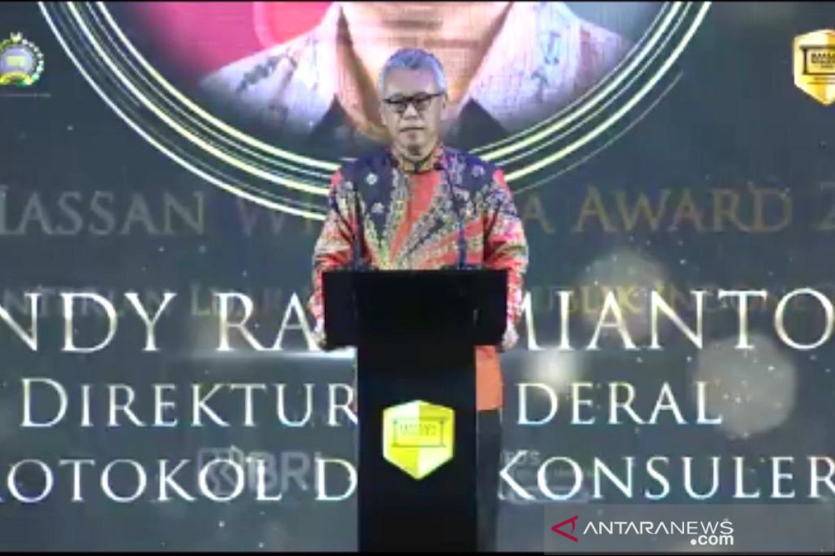 Kemlu: Hassan Wirajuda Award apresiasi bagi pegiat pelindungan WNI