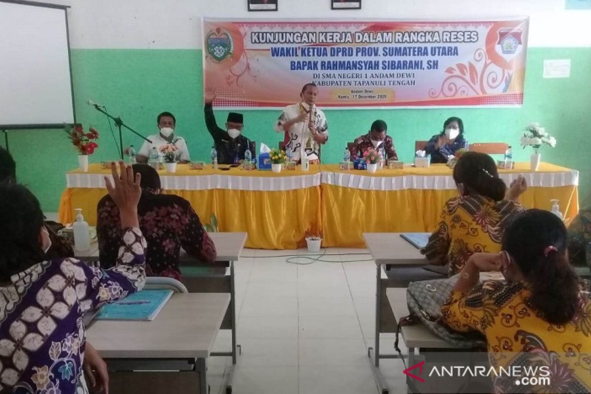 Reses ke SMAN 1 Andam Dewi, Rahmansyah motivasi para siswa agar berhasil