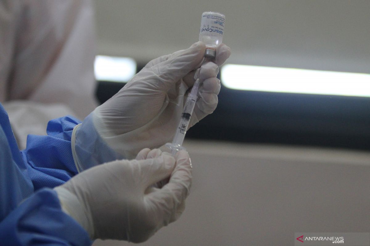 100 vaksinator disiapkan jelang vaksinasi COVID-19 di Sulut