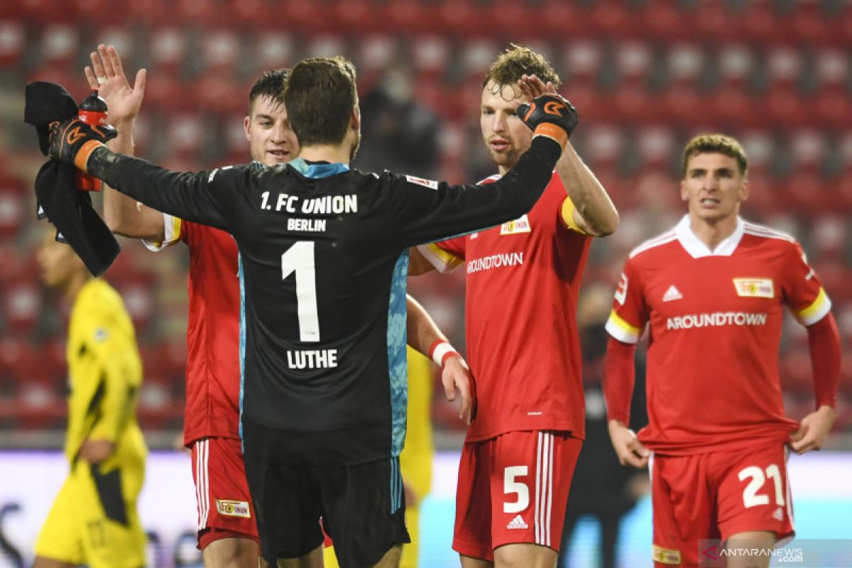Union bekuk Dortmund 2-1 untuk nodai gol debut Moukoko